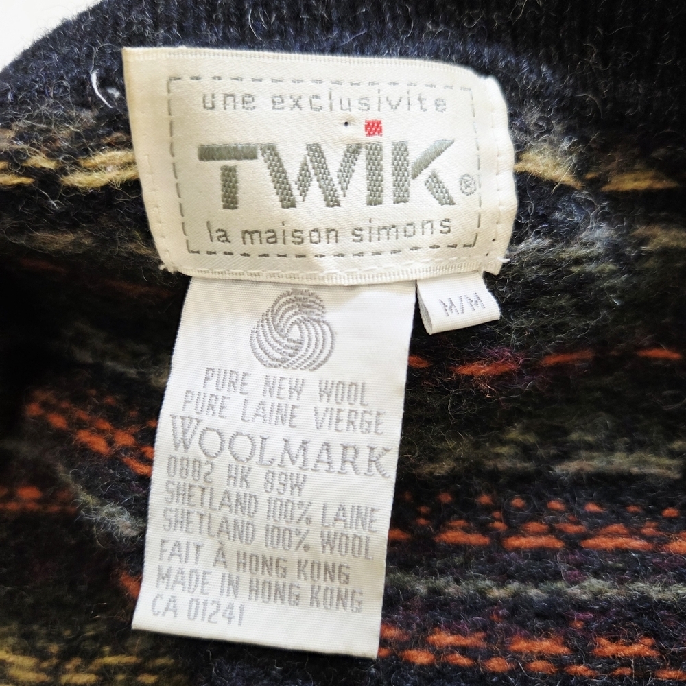 Vintage TWIK Shetland Wool Cardigan – Floral Stripe Pattern – Hong Kong size M - Picture 12 of 14